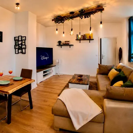 Modernes 47qm Erdgeschoss-apt - Nahe Uniklinik - Boxspring - Kueche & Smarttv Διαμέρισμα *