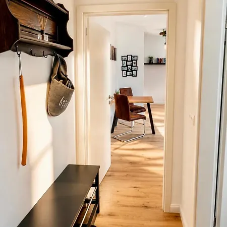 Modernes 47qm Erdgeschoss-apt - Nahe Uniklinik - Boxspring - Kueche & Smarttv Μαγδεβούργο